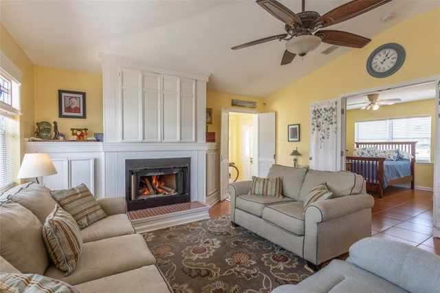 5 MOODY DRIVE, Palm Coast, FL 32137