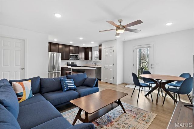 365 Newbridge Way, O'fallon, MO 63368