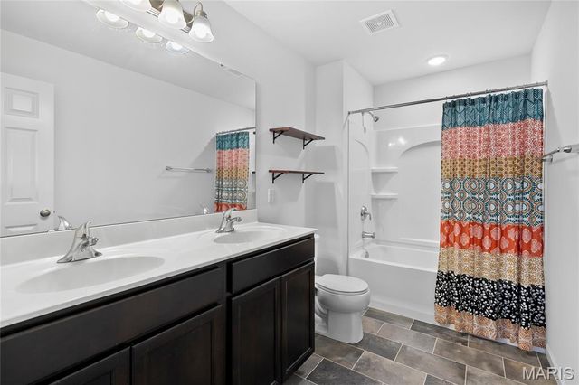 365 Newbridge Way, O'fallon, MO 63368