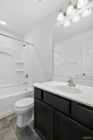 365 Newbridge Way, O'fallon, MO 63368