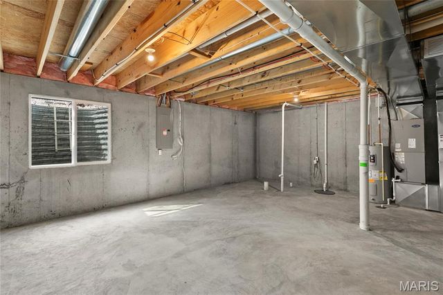 365 Newbridge Way, O'fallon, MO 63368