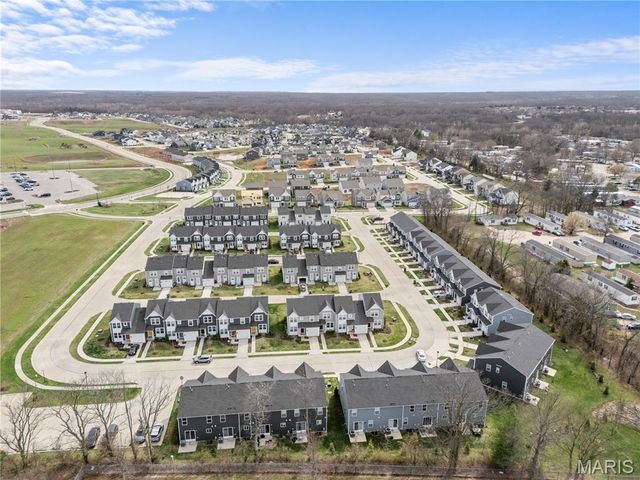 365 Newbridge Way, O'fallon, MO 63368