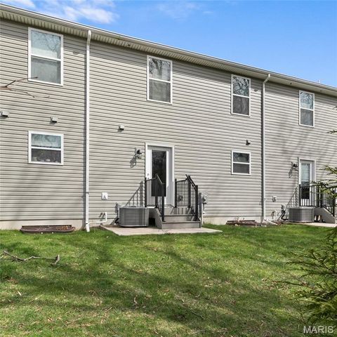 365 Newbridge Way, O'fallon, MO 63368