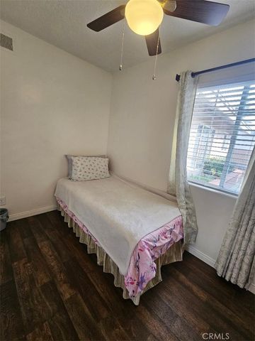 17441 Hiawatha St, Granada Hills, CA 91344
