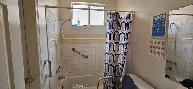 17441 Hiawatha St, Granada Hills, CA 91344