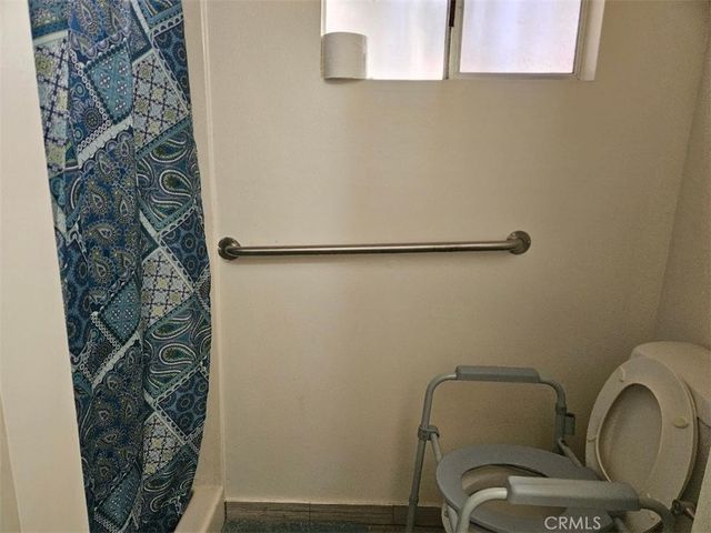 17441 Hiawatha St, Granada Hills, CA 91344