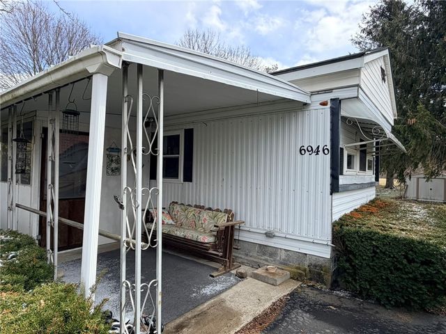 6946 East Washington Street Extension, Bath, NY 14810