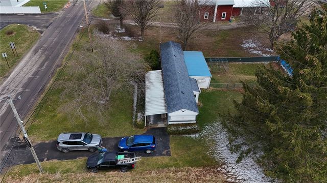 6946 East Washington Street Extension, Bath, NY 14810