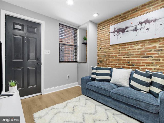 521 S CHAPEL ST, Baltimore, MD 21231