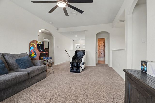 305 Pitt Circle, Fate, TX 75189