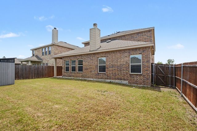 305 Pitt Circle, Fate, TX 75189