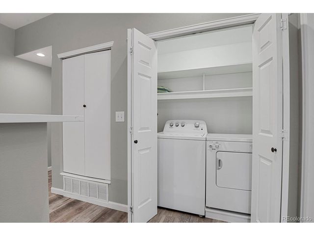 9445 Carlyle Park Pl, Highlands Ranch, CO 80129