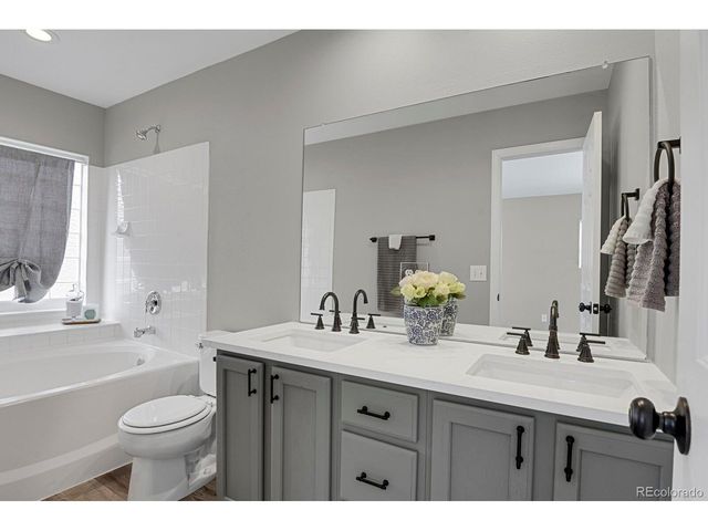 9445 Carlyle Park Pl, Highlands Ranch, CO 80129