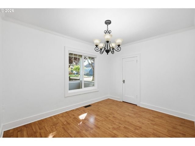 807 W 19TH Ave, Eugene, OR 97402