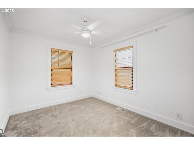 807 W 19TH Ave, Eugene, OR 97402