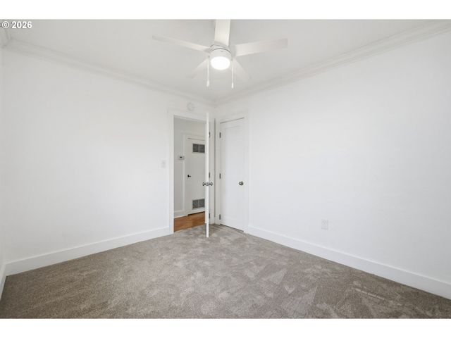 807 W 19TH Ave, Eugene, OR 97402