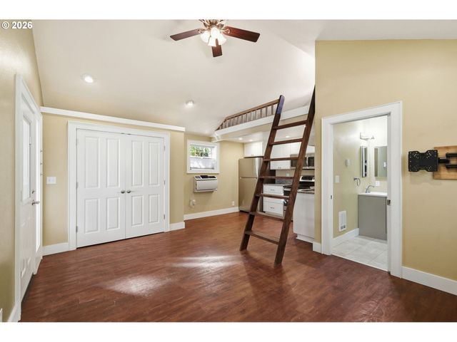 807 W 19TH Ave, Eugene, OR 97402