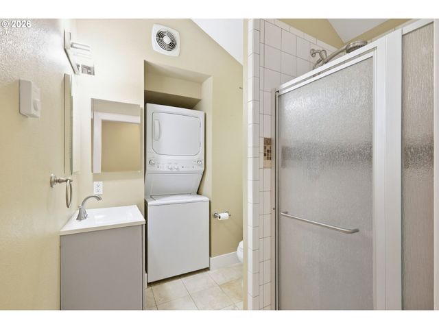 807 W 19TH Ave, Eugene, OR 97402
