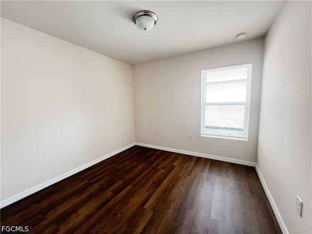 9177 Aegean CIR, Lehigh Acres, FL 33936