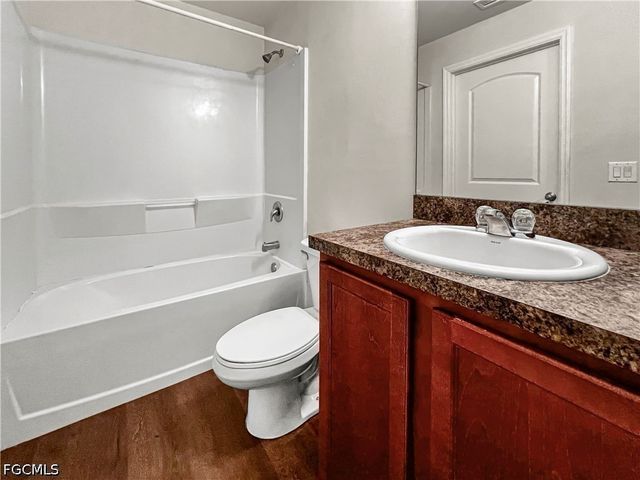 9177 Aegean CIR, Lehigh Acres, FL 33936