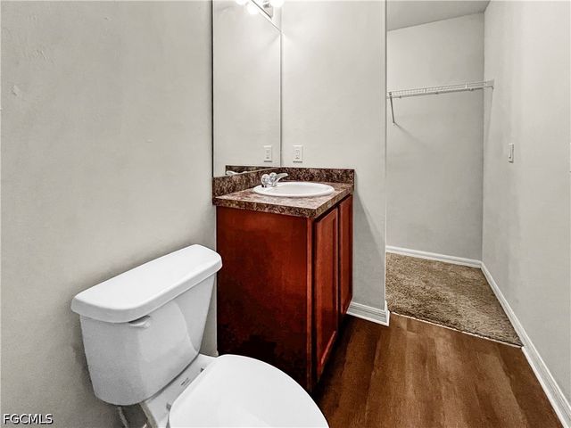 9177 Aegean CIR, Lehigh Acres, FL 33936