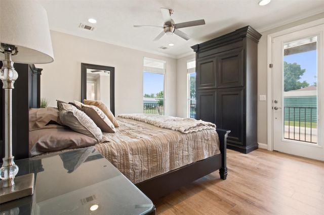 201 W Coco Loop, Point Blank, TX 77364