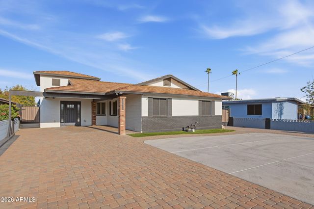 14611 N 31ST Avenue, Phoenix, AZ 85053