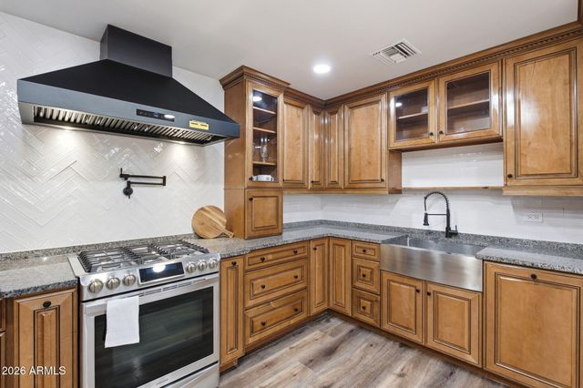 14611 N 31ST Avenue, Phoenix, AZ 85053