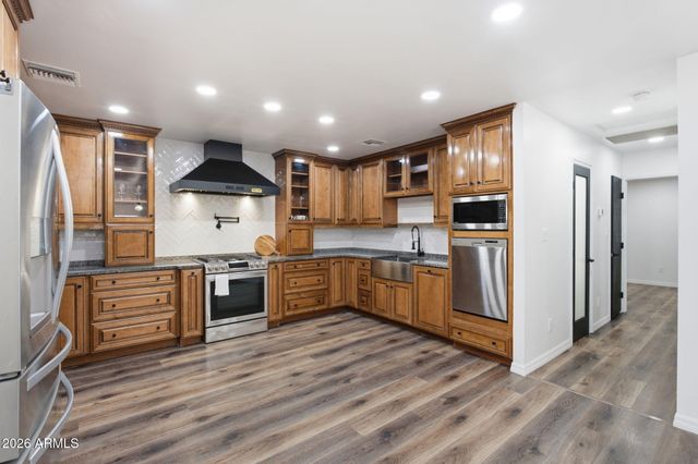 14611 N 31ST Avenue, Phoenix, AZ 85053