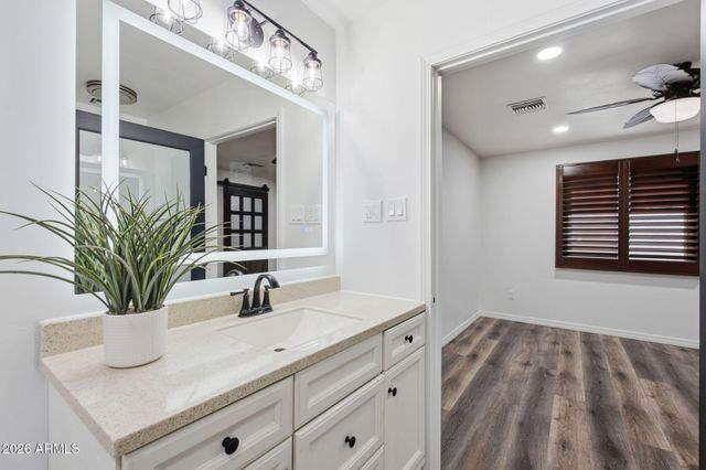 14611 N 31ST Avenue, Phoenix, AZ 85053