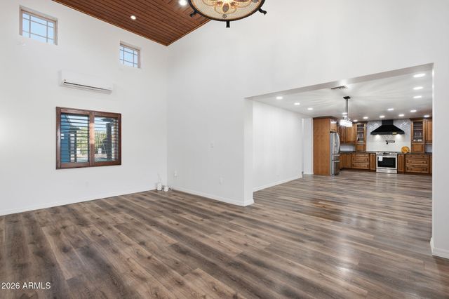 14611 N 31ST Avenue, Phoenix, AZ 85053