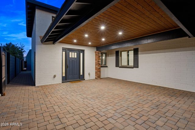 14611 N 31ST Avenue, Phoenix, AZ 85053