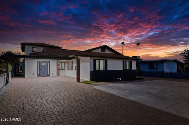 14611 N 31ST Avenue, Phoenix, AZ 85053