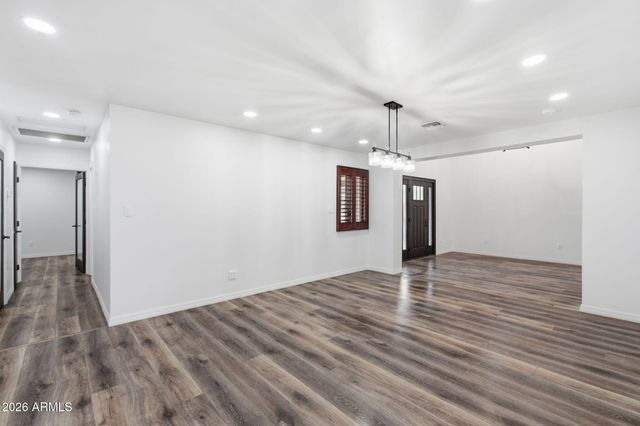14611 N 31ST Avenue, Phoenix, AZ 85053