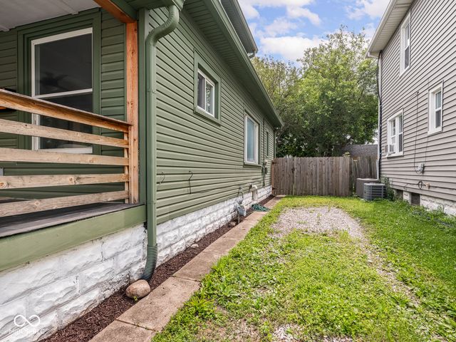 815 N Oakland Avenue, Indianapolis, IN 46201