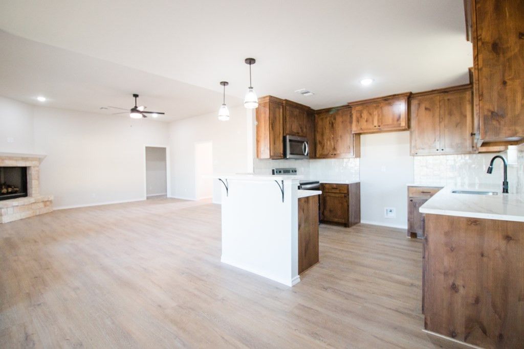 Image 8 of property listing at 5409 Coral Way, San Angelo, TX 76904