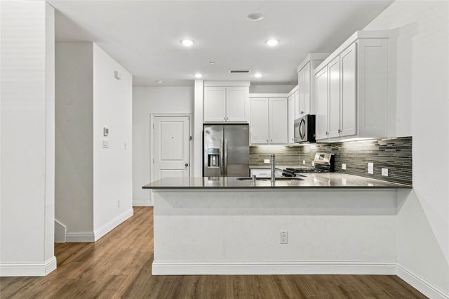 537 Parkside Drive, Argyle, TX 76226
