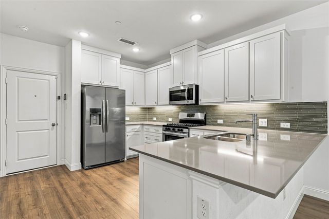 537 Parkside Drive, Argyle, TX 76226