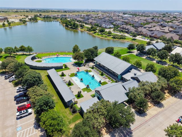537 Parkside Drive, Argyle, TX 76226
