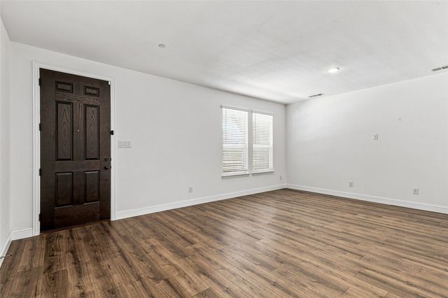 537 Parkside Drive, Argyle, TX 76226