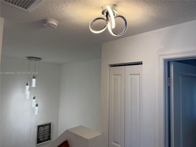 330 NW 33rd Ln, Pompano Beach, FL 33069