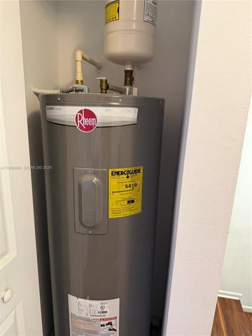 330 NW 33rd Ln, Pompano Beach, FL 33069