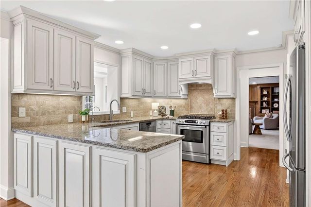 350 Spindle Court, Sandy Springs, GA 30350