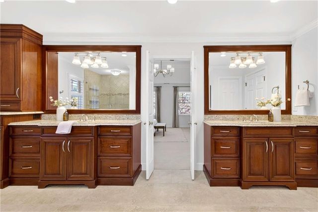 350 Spindle Court, Sandy Springs, GA 30350