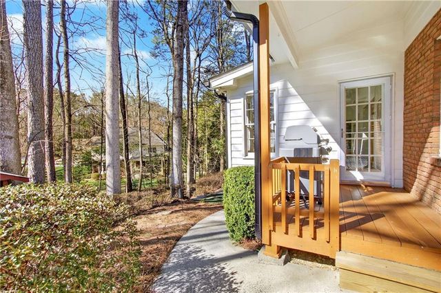 350 Spindle Court, Sandy Springs, GA 30350