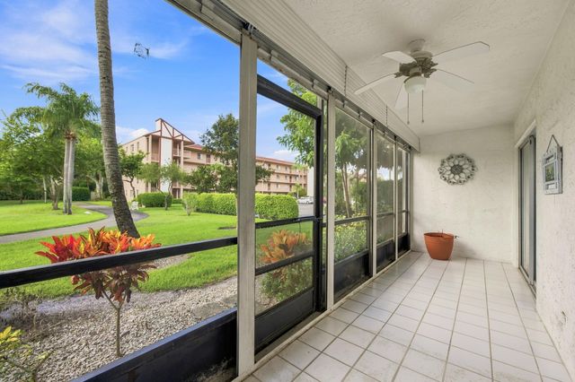 7321 Amberly Lane 110, Delray Beach, FL 33446
