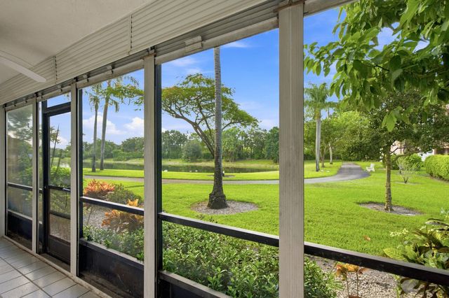 7321 Amberly Lane 110, Delray Beach, FL 33446