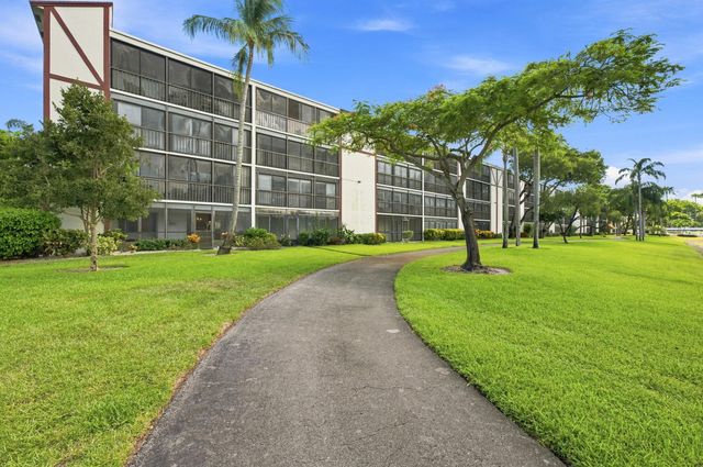 7321 Amberly Lane 110, Delray Beach, FL 33446
