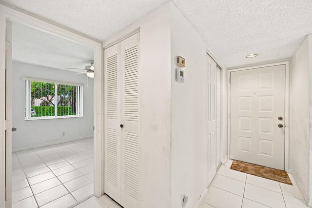 7321 Amberly Lane 110, Delray Beach, FL 33446