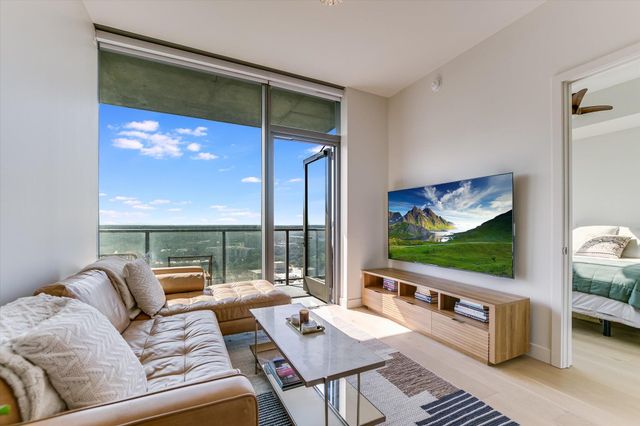 44 East Ave 1909, Austin, TX 78701